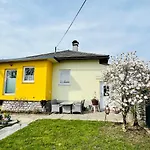 Sausalblick Ferienhaus Großklein